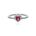 Anillo de Plata de Ley Corazón Rubí Iconic